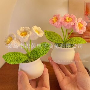 钩织向日葵铃兰摆件生日礼物送闺蜜车载桌面装饰花仿真花钩织摆件